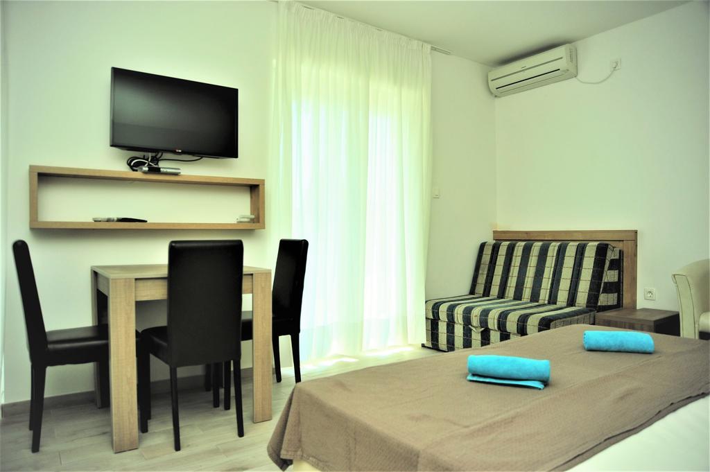 Grejm Family Apartments Petrovac Exterior photo